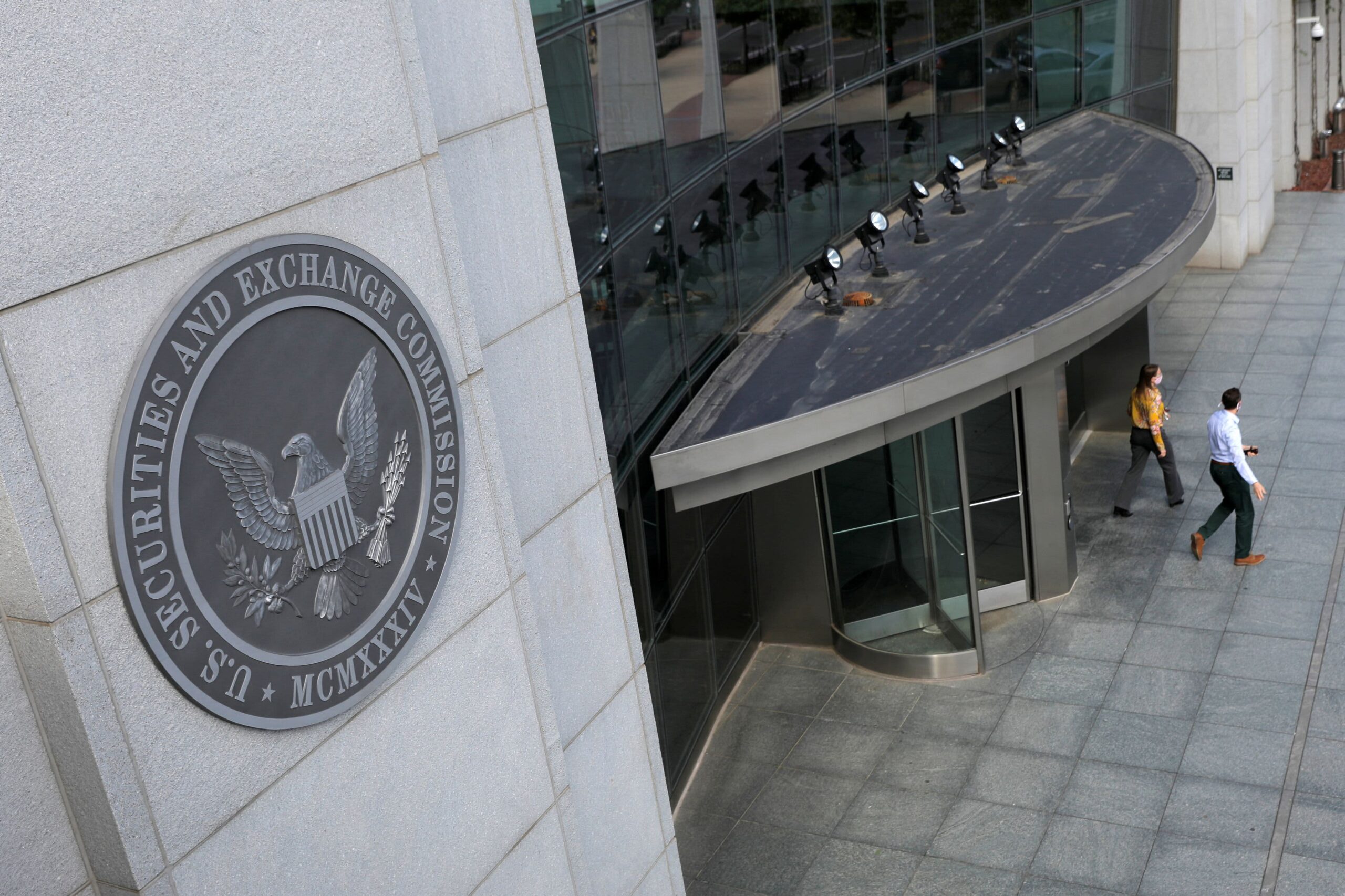 SEC Serves Fresh Lawsuit To Metamask Developer Consensys