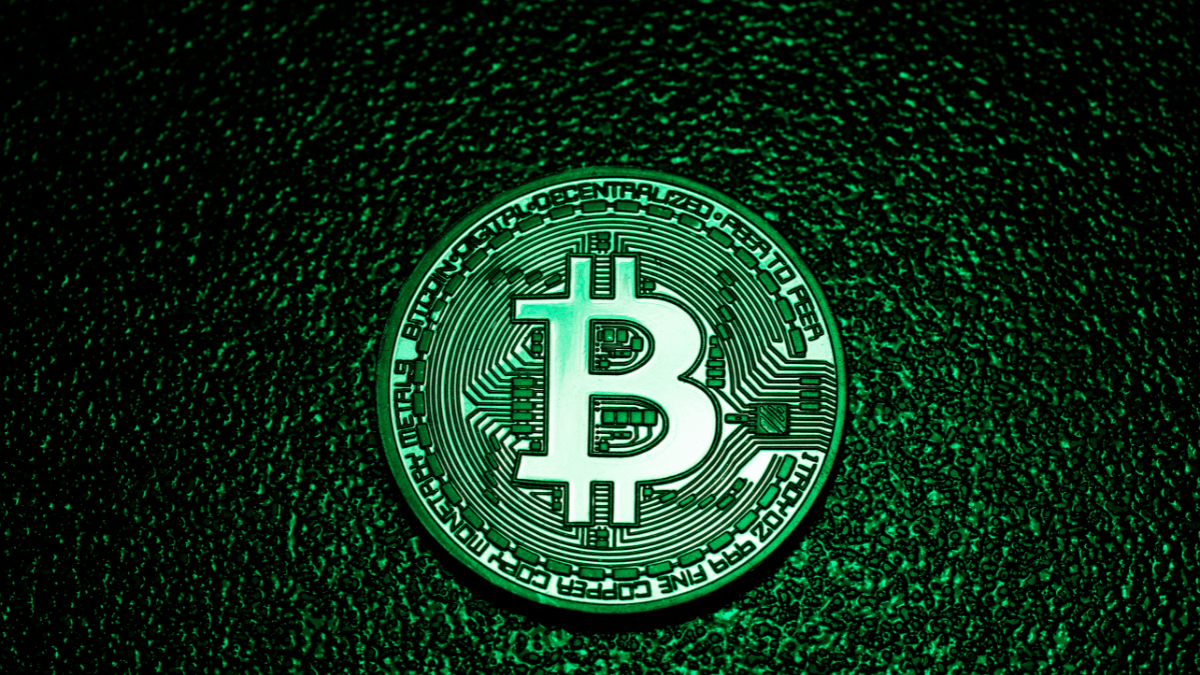 Bitcoin Cash Leads Altcoin Market With 16% Gain