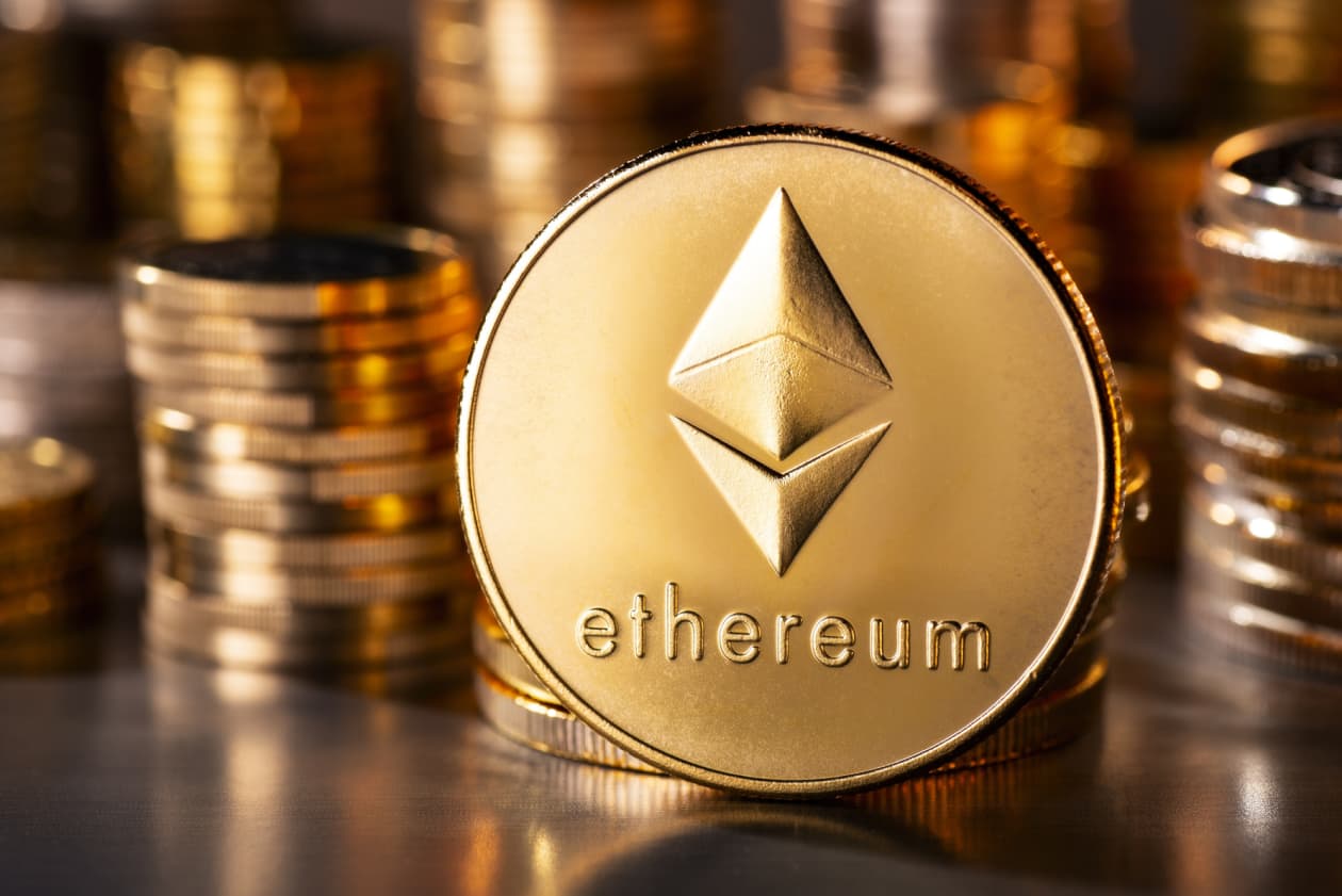 Ethereum Must Stay Above $2,480 For This Bullish Signal To Hold True – Analyst