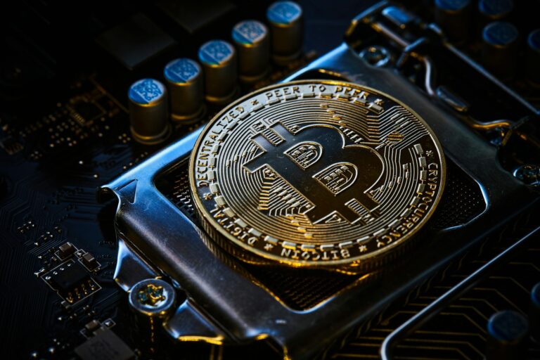 Bitcoin Rally To Continue If This Level Holds, $110,000 Next Stop?